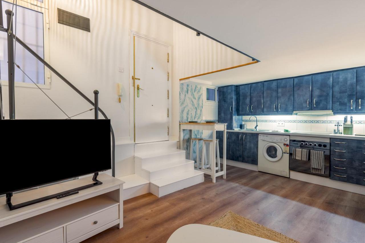 1 Bedroom 1 Bathroom Furnished - Lavapies - Duplex Madrid Exterior photo