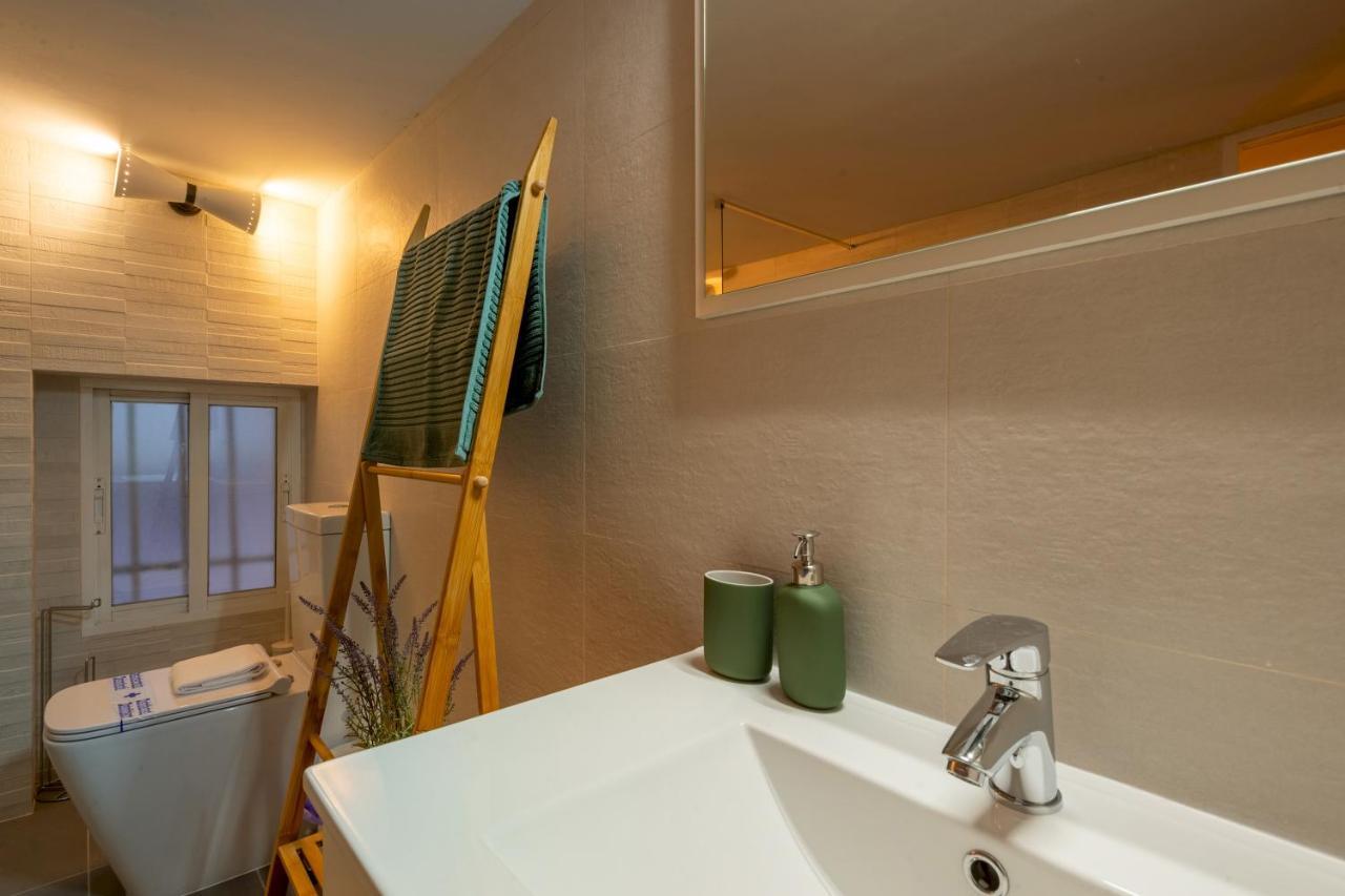 1 Bedroom 1 Bathroom Furnished - Lavapies - Duplex Madrid Exterior photo